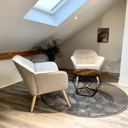 Dachgeschosswohnung Im Herzen Von *